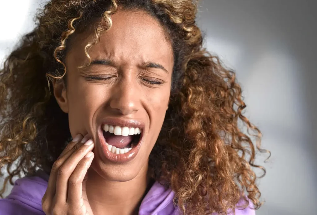 When to See a Dentist for Persistent Tooth Pain and Sensitivity Carlisle